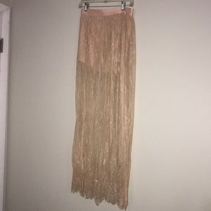 Forever 21 light pink lace maxi skirt size medium